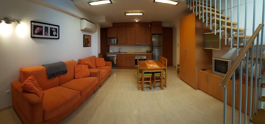 Enginyapartaments Figueres  Exterior photo